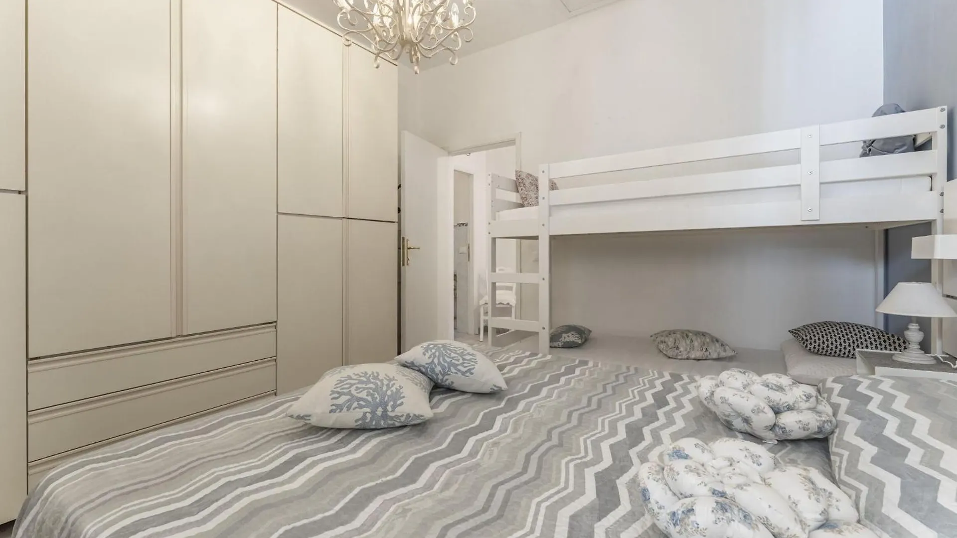 Holiday home Casa Liliana Ac, Wifi, Forte Dei Marmi Italy